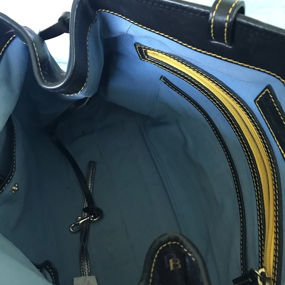 DOONEY & BOURKE Retired IT Bag - Picture 4 of 11